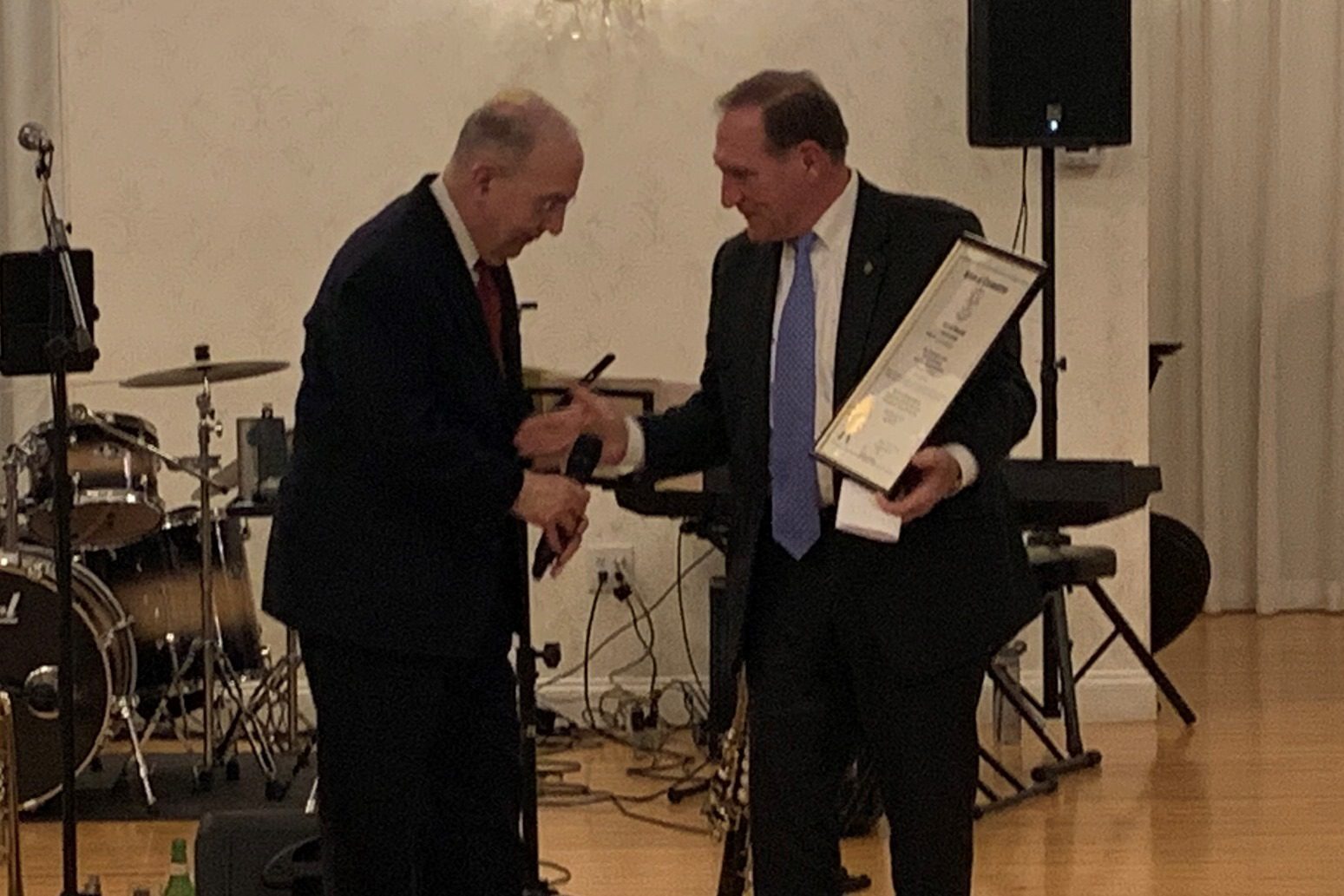 Connecticut Senate President Martin Looney issues proclamation commemorating Art Sanders’ retirement