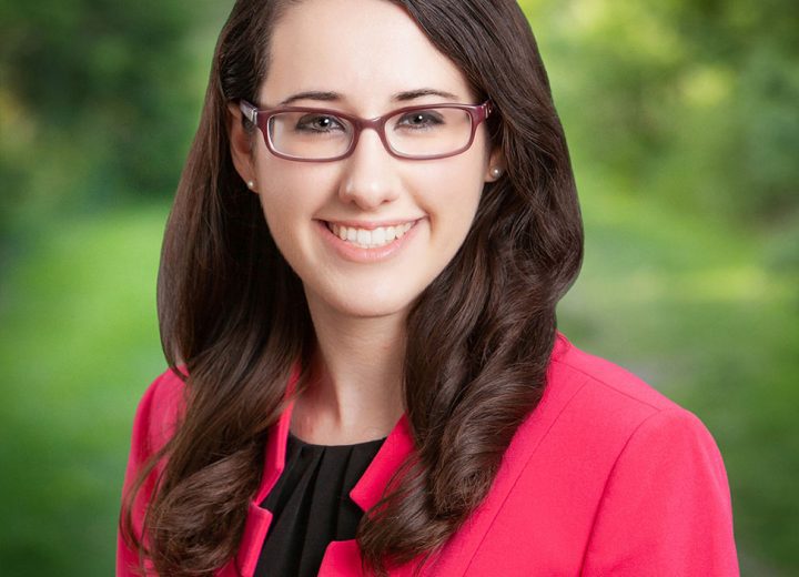 Kristen Anderson headshot